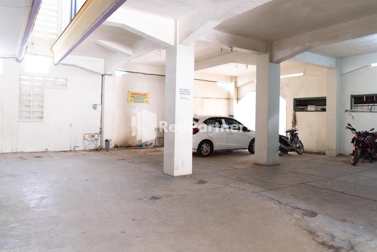 Wisma Aini Syariah Mitra Reddoorz Bandar Lampung Exteriör bild