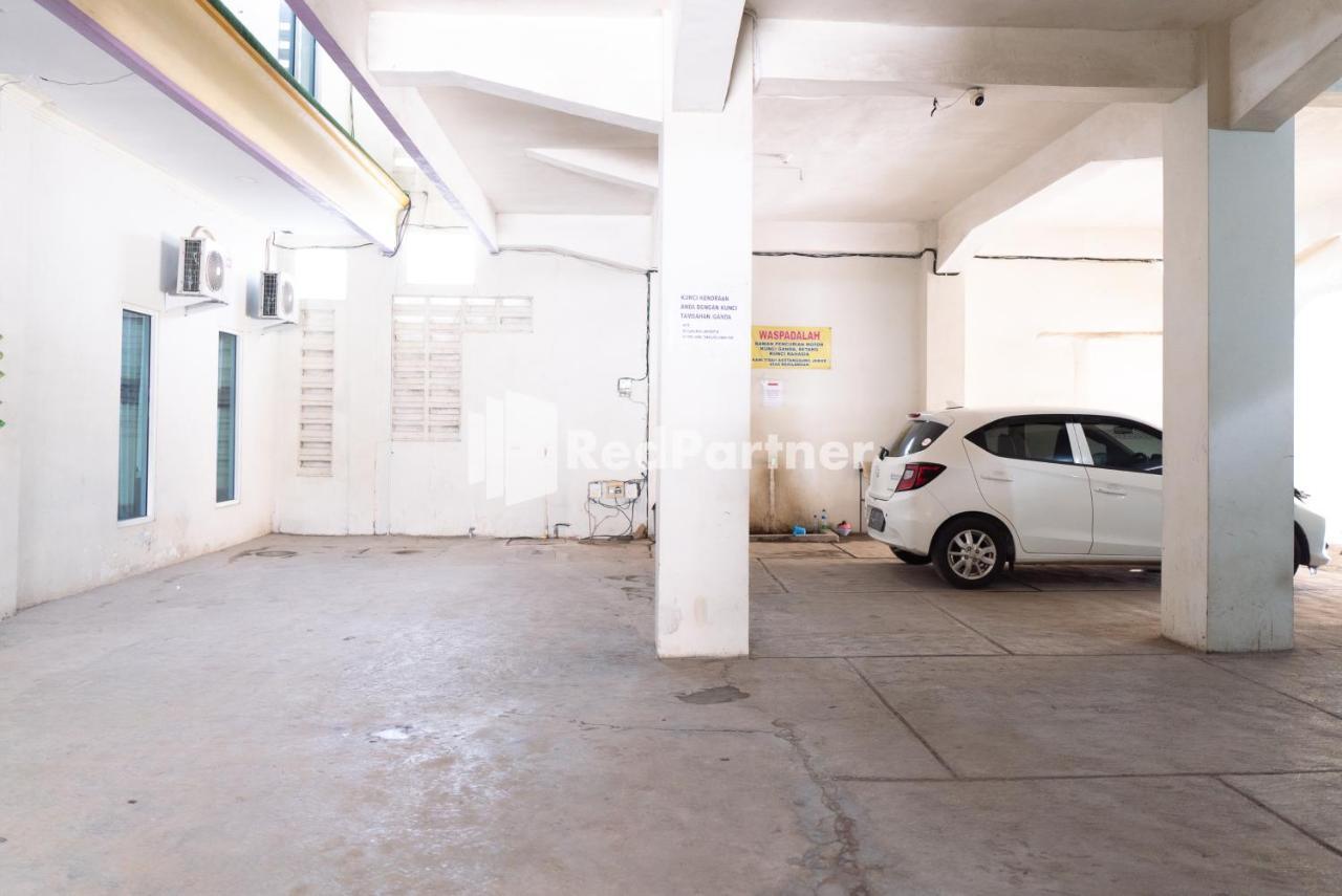 Wisma Aini Syariah Mitra Reddoorz Bandar Lampung Exteriör bild